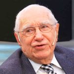 Macaya Márquez cubre su Mundial número 18 a los 91 años