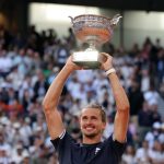 Zverev se asienta en el tercer puesto mundial tras su victoria en Roland Garros
