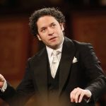 Gustavo Dudamel pospone gira española por la tragedia sísmica en Venezuela