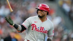 Luis Arráez - MLB
